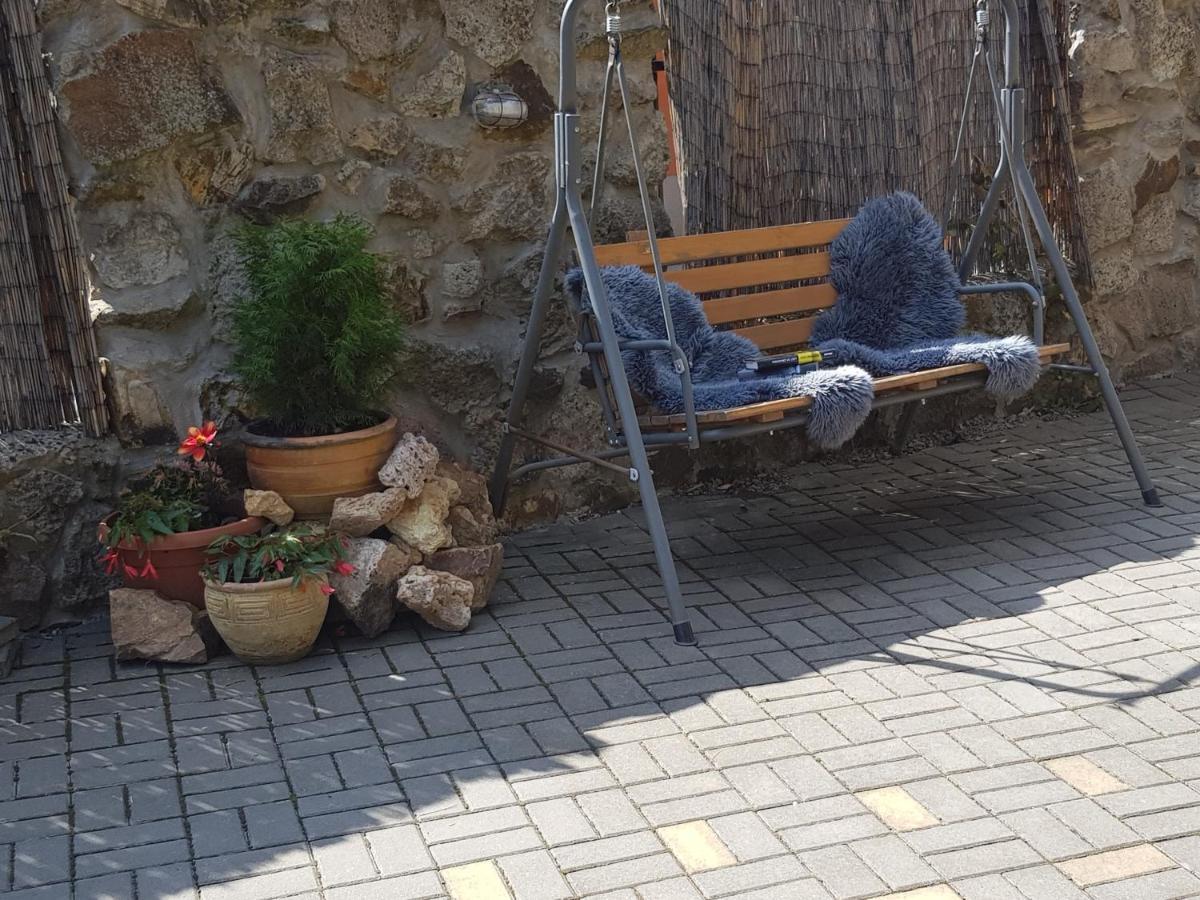 Ubytovanie Pod Hradom Sklené Teplice Esterno foto